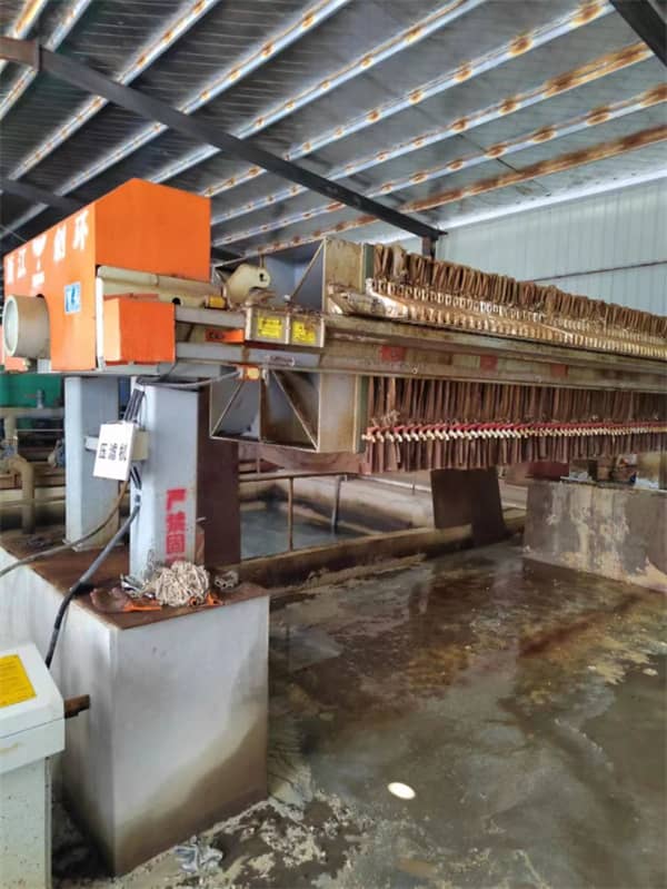 ���V�C(j��)Һ��ϵ�y(t��ng)���B(y��ng)�S�ެF(xi��n)��